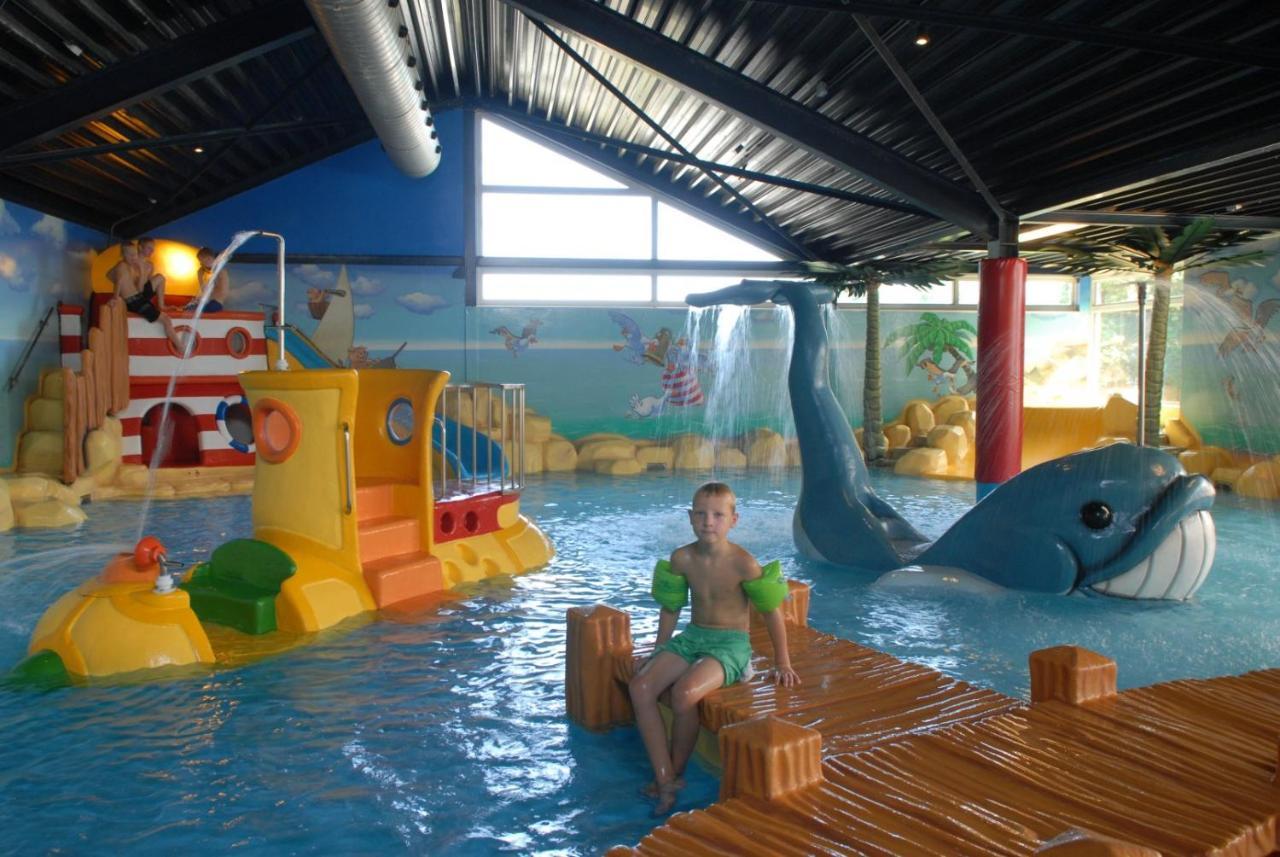 Suameer Kajuit423 6Pers 5Sterren Vakantiepark Bergumermeer Aan Het Water In Friesland Met Zwembad 빌라 외부 사진